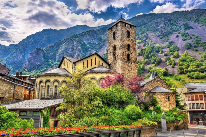 Hành trình đến công quốc Andorra nhỏ bé và xinh đẹp 