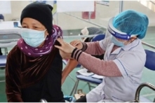 Việt Nam ngày 16/1: Hơn 15,000 ca nhiễm mới, có tổng 68 F0 nhiễm biến chủng Omicron, 33 tỉnh, thành là ‘vùng xanh’