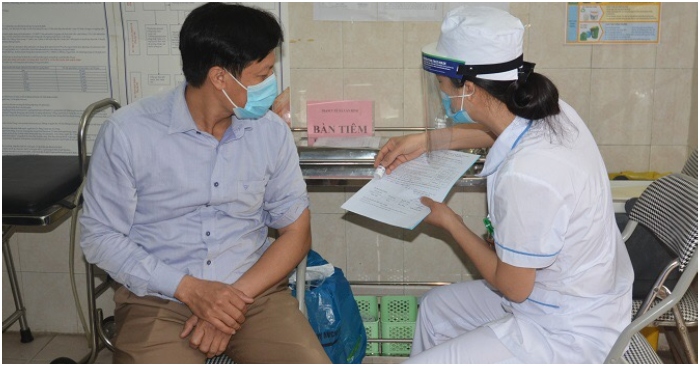 Việt Nam ngày 17/1: Tổng gần 22,000 ca nhiễm mới, Sóc Trăng về ‘vùng xanh’, Hải Phòng khôi phục hoạt động 2 bến xe lớn
