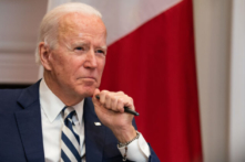 Tổng thống Biden khai chiến với doanh nghiệp để chống lại lạm phát tăng lên