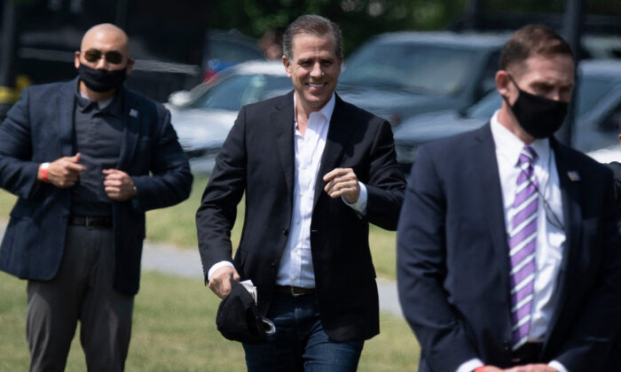 Các cuộc gặp giữa đối tác của ông Hunter Biden với ông Joe Biden đã bị tiết lộ