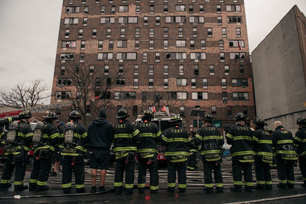 Hỏa hoạn ở chung cư New York: 19 người thiệt mạng, trong đó có 9 trẻ em