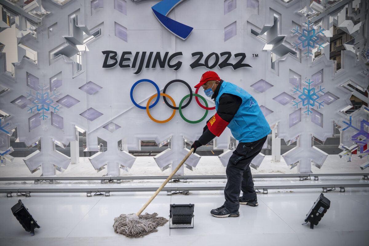 Cầu thủ NBA kêu gọi thế giới phản đối việc Bắc Kinh dùng Olympic để biện minh cho tội diệt chủng