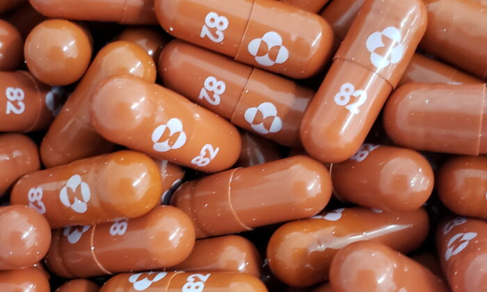 Merck cấp phép sản xuất và cung cấp thuốc COVID-19 với giá cả phải chăng