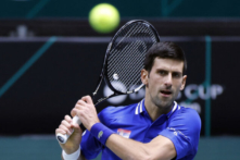 Gia đình của Novak Djokovic cho rằng anh là nạn nhân chính trị, bị giữ như ‘tù nhân’ ở Úc