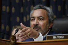 Dân biểu Bera: Trung Quốc tham gia vào ‘trực tiếp cưỡng ép kinh tế’ Hoa Kỳ