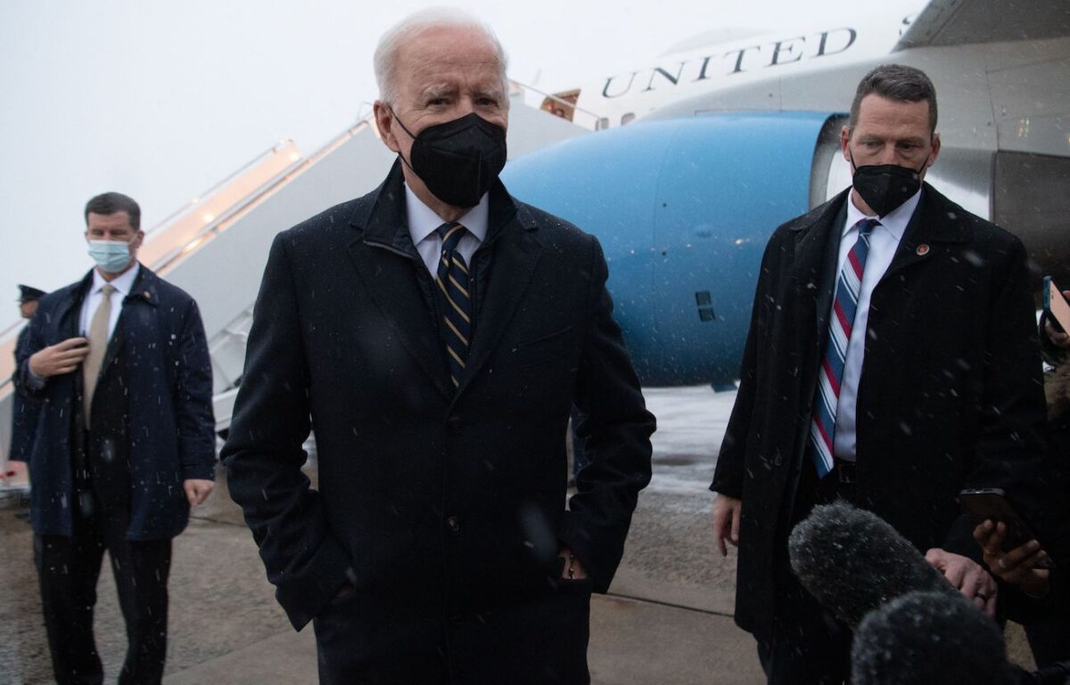 TT Biden cho biết sẽ điều quân đến các nước Đông Âu và NATO