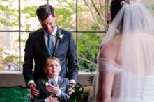 ‘Gia đình là mãi mãi’: Thông điệp của món quà trong ngày cưới