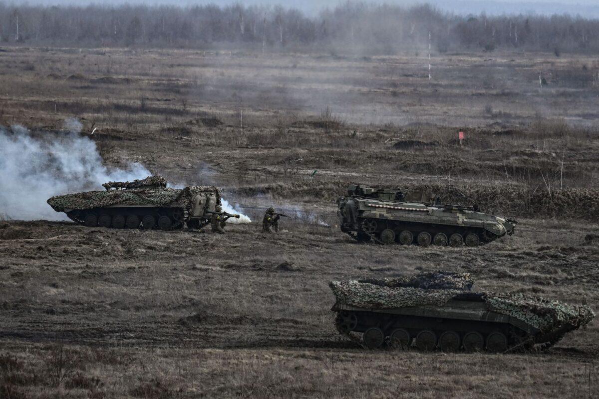 Nga mở rộng các cuộc tập trận gần Ukraine, TT Zelensky kêu gọi ngừng bắn ‘ngay lập tức’