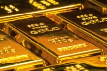 Giá vàng và palladium tăng vọt khi Nga xâm lược Ukraine