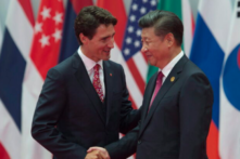 Có thể làm thế nào để Canada tách rời khỏi Trung Quốc