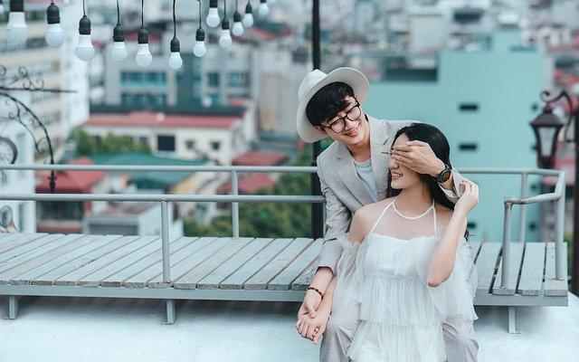 10 bí quyết giúp các quý ông ghi điểm vào ngày Valentine