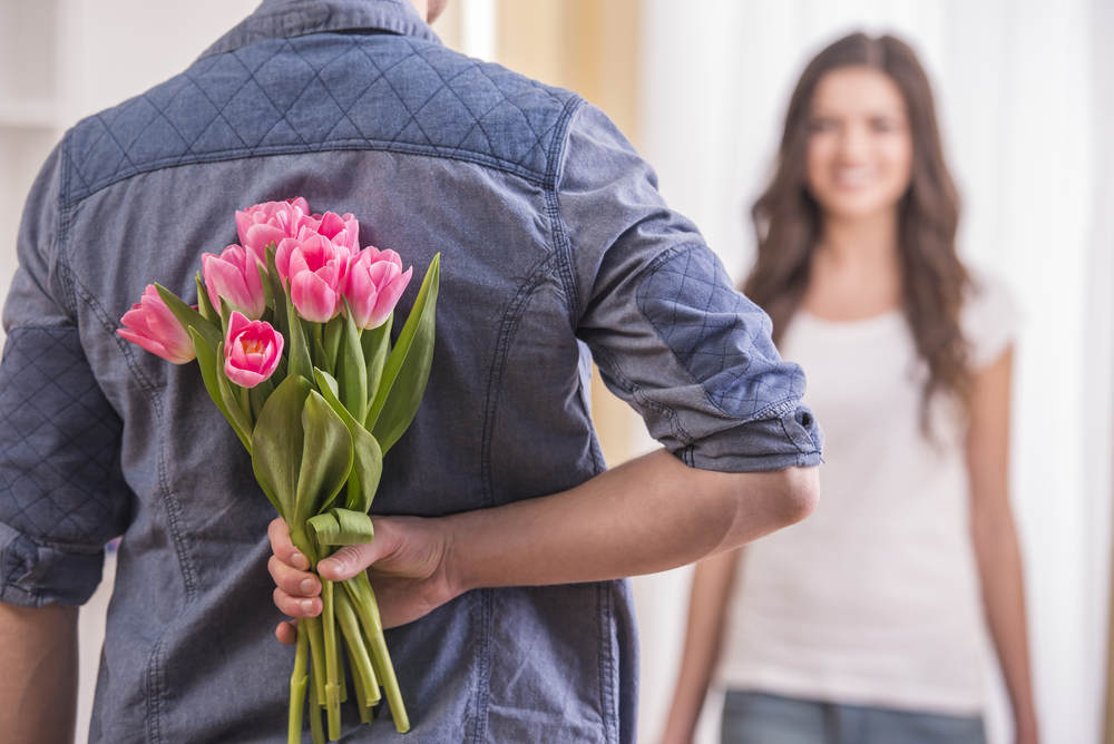10 bí quyết giúp các quý ông ghi điểm vào ngày Valentine