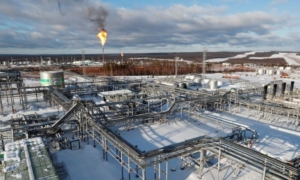 Giá dầu leo ​​thang do nguồn cung thắt chặt, viễn cảnh EU cấm nguồn cung từ Nga