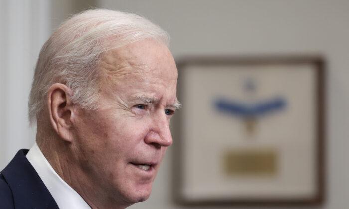 Tổng thống Biden: Quân đội Hoa Kỳ sẽ không giải cứu người Mỹ ở Ukraine nếu Nga xâm lược