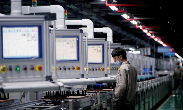 Chính sách zero COVID của Trung Quốc đe dọa các nhà sản xuất và nguồn cung toàn cầu