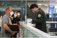 Tin Việt Nam ngày 16/3: Miễn visa cho công dân 13 nước, Nhà máy lọc hóa dầu Nghi Sơn tiếp tục giảm công suất, chưa rõ khả năng duy trì