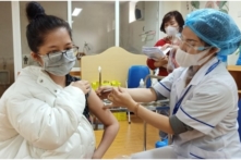 Tin Việt Nam ngày 18/3: Đưa COVID-19 ra khỏi danh sách bệnh đặc biệt nguy hiểm, Hà Nội khẳng định đã kiểm soát được dịch