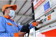 Tin Việt Nam ngày 22/3: Nhập cảng xăng dầu tăng vọt trong tháng 3, đạt thỏa thuận công nhận hộ chiếu vaccine của 17 nước