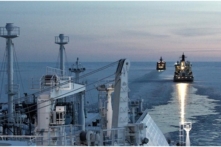 Tin Việt Nam ngày 9/3: Thêm chuyến bay sang Balan đón công dân, giá xăng lại sắp tăng mạnh, vượt mốc 30,000 đồng/lít