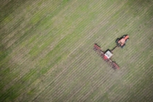 Nông dân Hoa Kỳ chật vật với lạm phát và tình trạng thiếu thiết bị trước vụ xuân