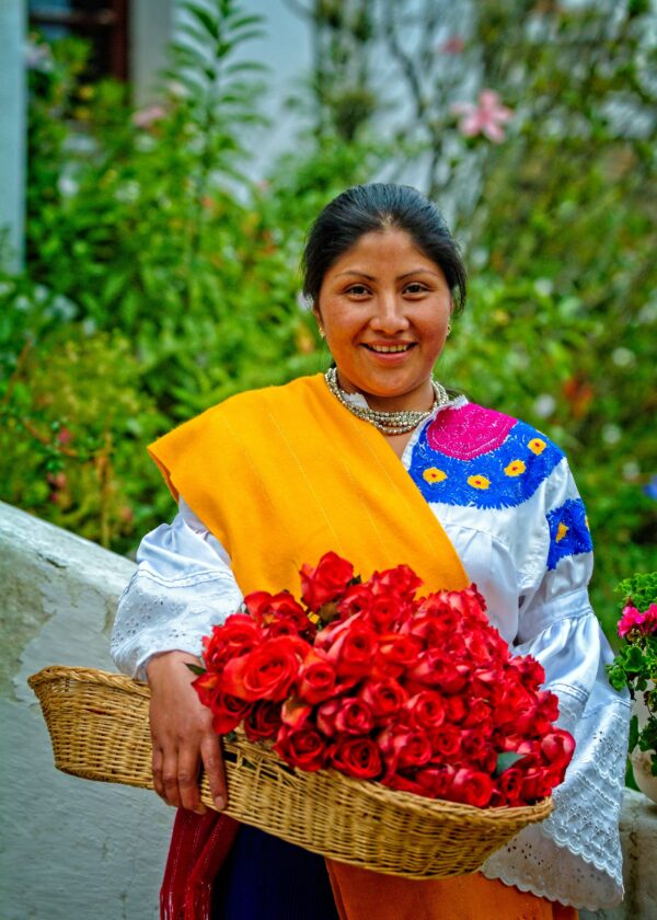 Ecuador: Những dãy núi, phiên chợ trù phú và âm nhạc