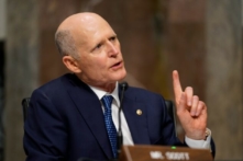 TNS. Rick Scott: Các công ty nên tách khỏi Trung Quốc trước khi họ xâm chiếm Đài Loan