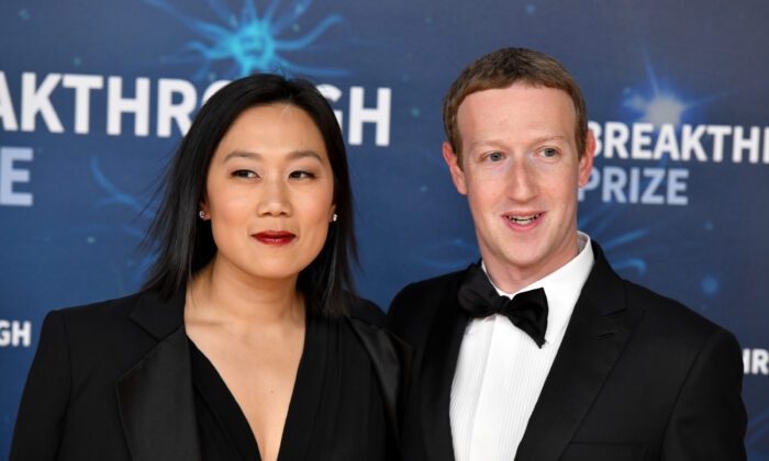 Các quan chức của Milwaukee bị kiện trong vụ hối lộ bầu cử có liên quan đến ông Zuckerberg