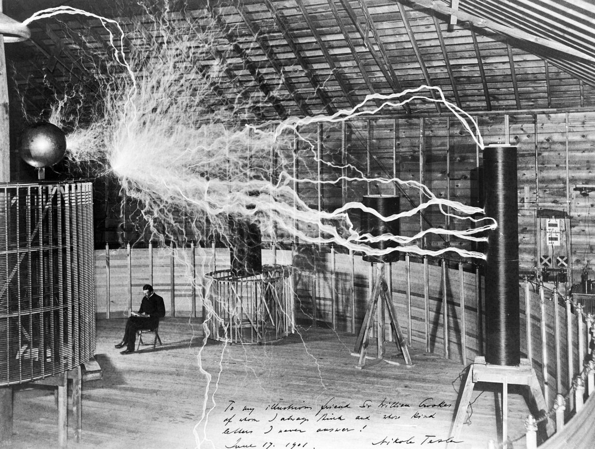 Tầm nhìn tương lai của Nikola Tesla đã thành hiện thực