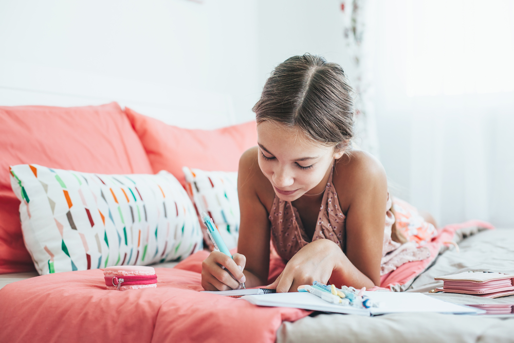 5 lý do khích lệ con trẻ ghi chép nhật ký