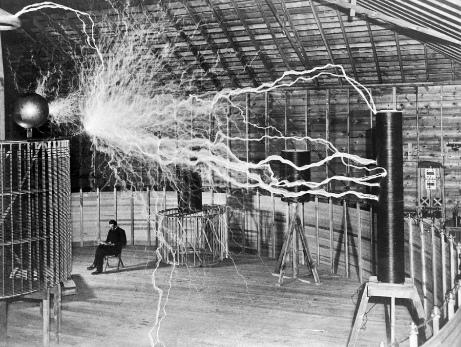 Nikola Tesla là ai?