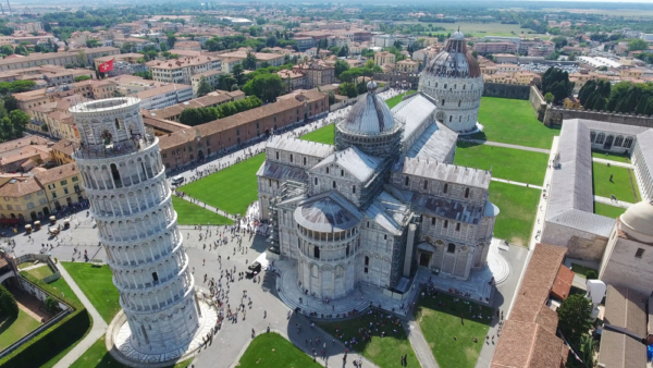 Tháp nghiêng Pisa: Từ sai lầm nổi tiếng thời Trung Cổ trở thành niềm tự hào quốc gia