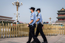 Đánh giá quá cao cảnh sát Trung Quốc đe dọa đến người bảo vệ nhân quyền