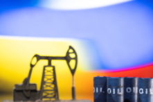 Suy thoái kinh tế hay lạm phát đình trệ? Giá dầu, xung đột Nga-Ukraine đè nặng lên triển vọng tăng trưởng