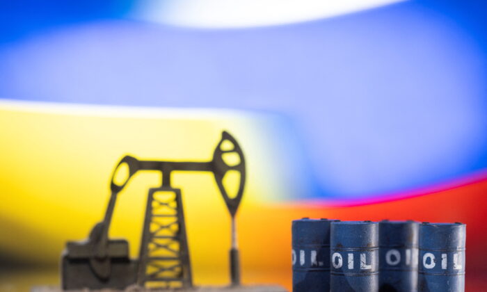 Suy thoái kinh tế hay lạm phát đình trệ? Giá dầu, xung đột Nga-Ukraine đè nặng lên triển vọng tăng trưởng