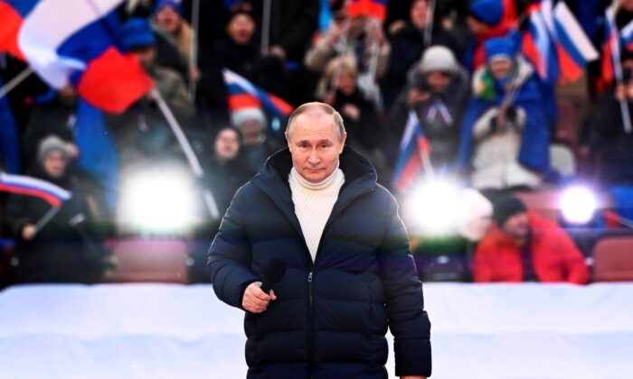 TT Putin tổ chức mít tinh trọng đại, tuyên bố Nga sẽ giành thắng lợi ở Ukraine