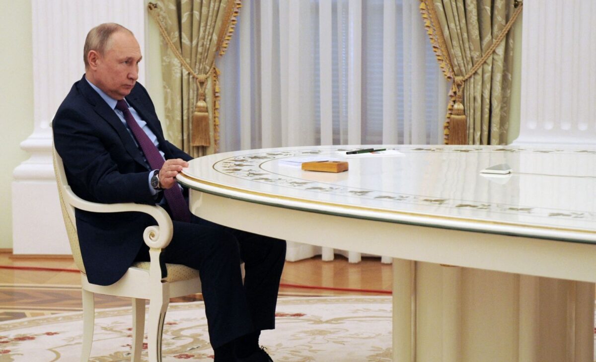 Tổng thống Putin: Hoa Kỳ không nên đổ lỗi cho Nga vì giá xăng tăng