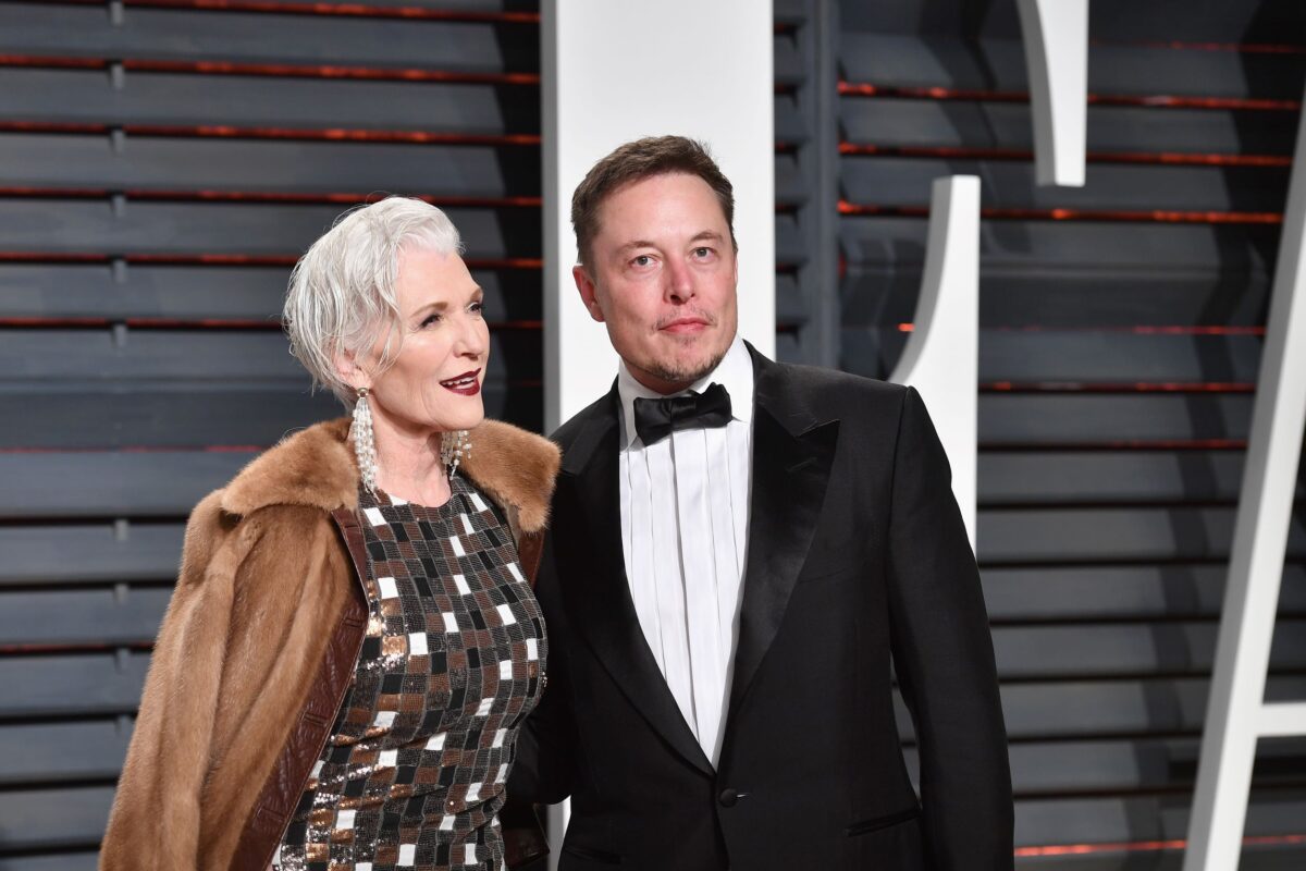 Siêu mẫu Maye Musk: Tìm thấy sức mạnh tái sinh và thực hiện giấc mơ | Đời  Sống | Epoch Times Tiếng Việt
