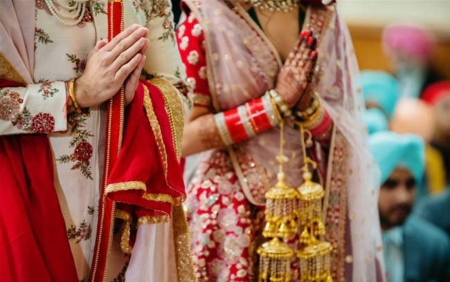 Nhân duyên Thiên định: Những lễ cưới truyền thống