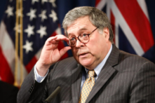 Cựu Tổng chưởng lý Barr: Việc ngăn chặn các bài báo về Hunter Biden ‘chắc chắn’ đã ảnh hưởng đến cuộc bầu cử năm 2020