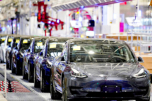 Nhà phân tích: Việc nối lại hoạt động cục bộ ở Trung Quốc không thể phá vỡ các nút thắt cổ chai trong chuỗi cung ứng