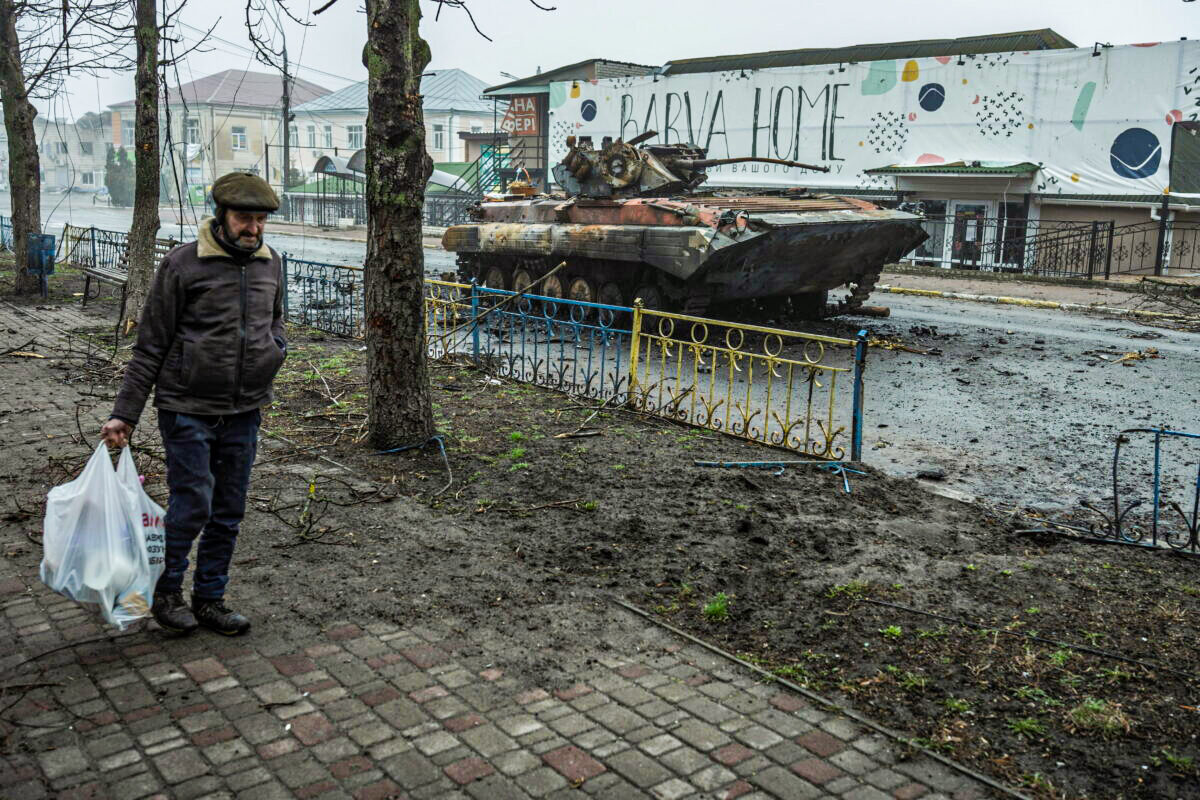 Ukraine buộc tội Nga hành quyết dân thường, Moscow bác bỏ