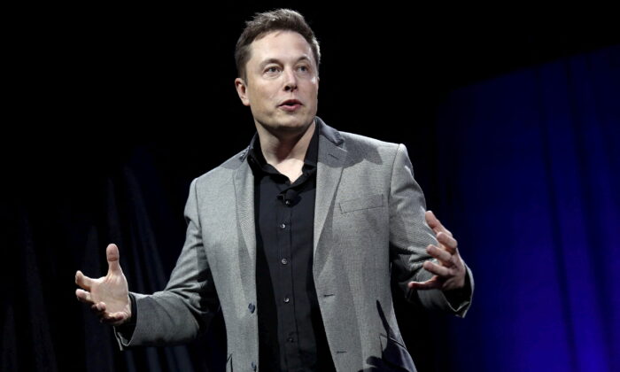 Elon Musk nói Twitter phải ‘trung lập’ và ‘chủ yếu’ là phe cánh tả đang tấn công ông