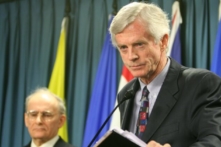 Luật sư Matas: Ông David Kilgour cống hiến hết mình vì lòng trắc ẩn với các nạn nhân bị lạm dụng nhân quyền