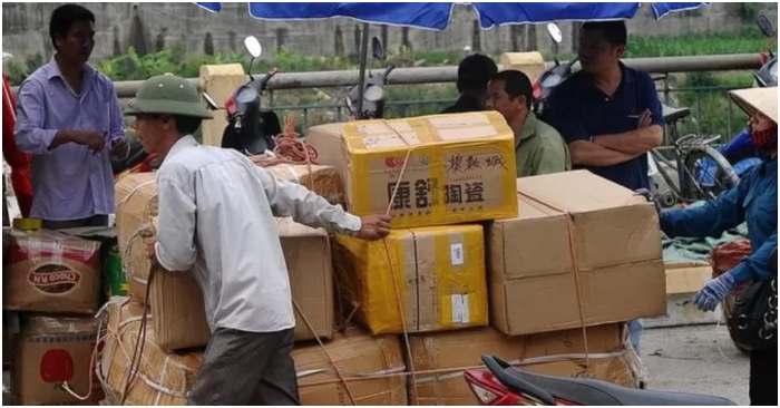 Tin Việt Nam ngày 2/4: Thử nghiệm vaccine COVID-19 dạng xịt của Trung Quốc, FLC đề nghị dừng giao dịch để điều tra bất thường