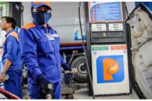 Tin Việt Nam ngày 18/4: Xuất hiện loại xăng mới ở Sài Gòn, giá phân bón dự báo tiếp tục tăng, giá xoài thấp kỷ lục