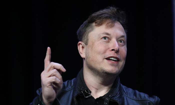 Các tỷ phú ‘nhóm thân cận’ đã hối thúc ông Musk mua Twitter