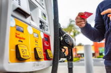 Chuyên gia: Kế hoạch của Tòa Bạch Ốc nhằm giảm chi phí xăng chủ yếu là tượng trưng