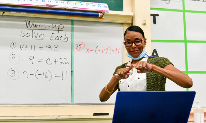 Học khu Los Angeles đã thuê 1,700 giáo viên không có chứng chỉ đầy đủ trong năm học này