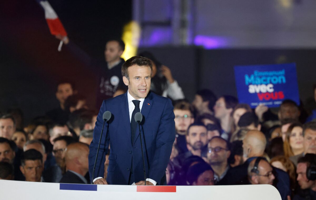 Tổng thống Pháp Macron tái đắc cử trước bà Le Pen